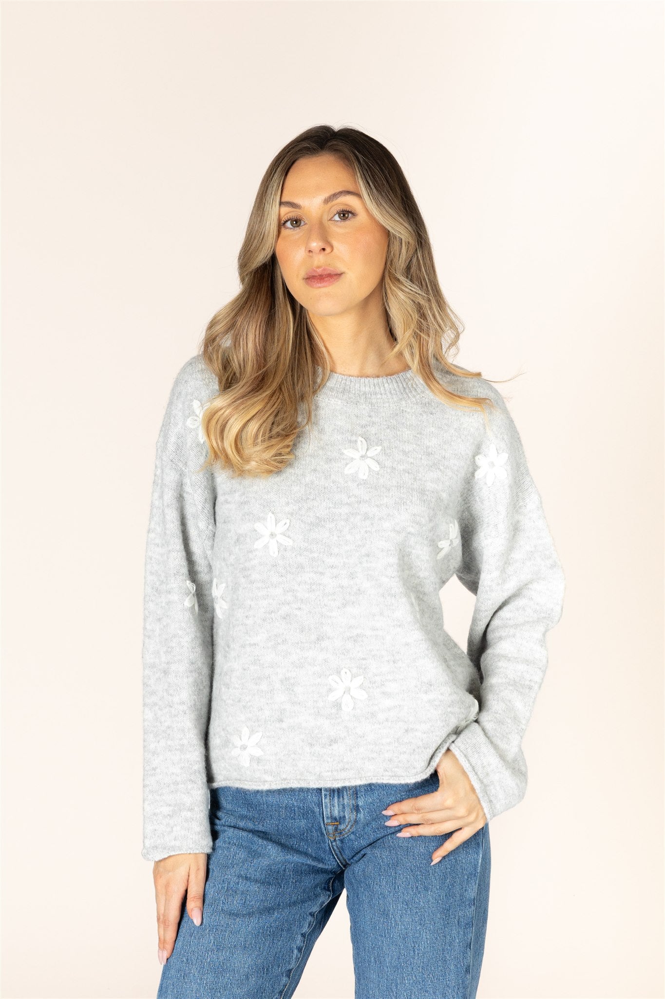 Aiden Daisy Sweater - Sterling White