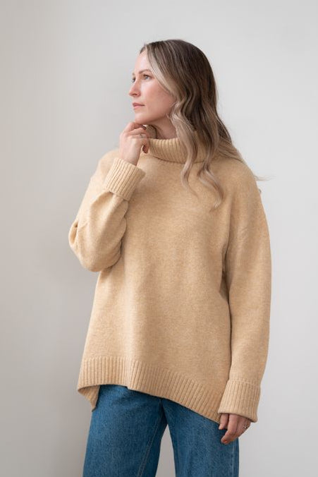 Dog Walker Chunky Cowl Sweater - One size