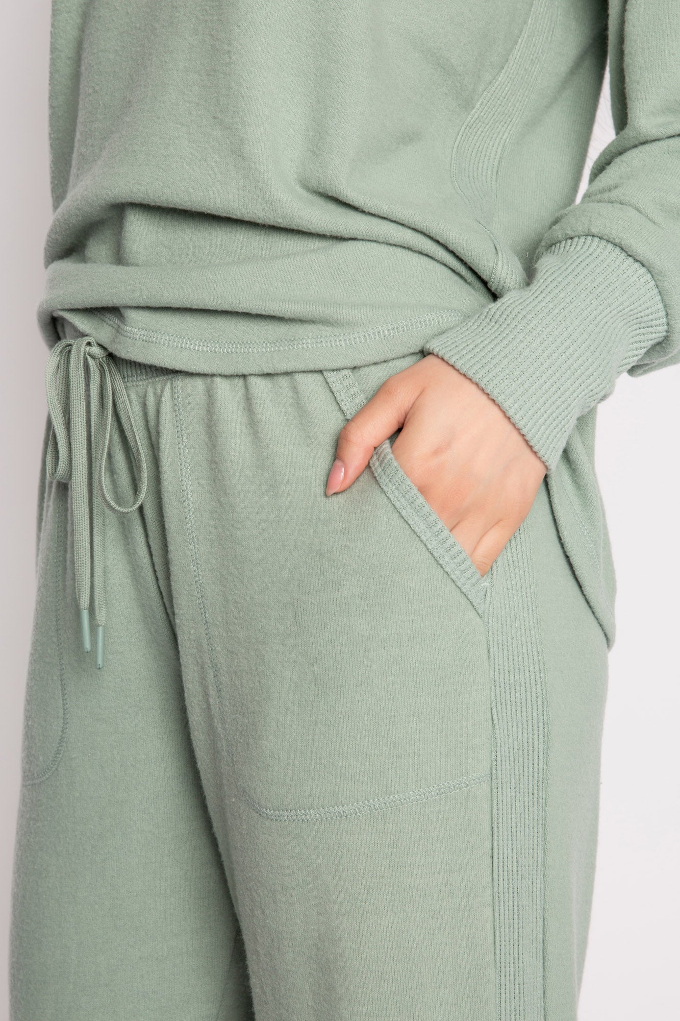 Peachy Loungewear - Alpine Frost