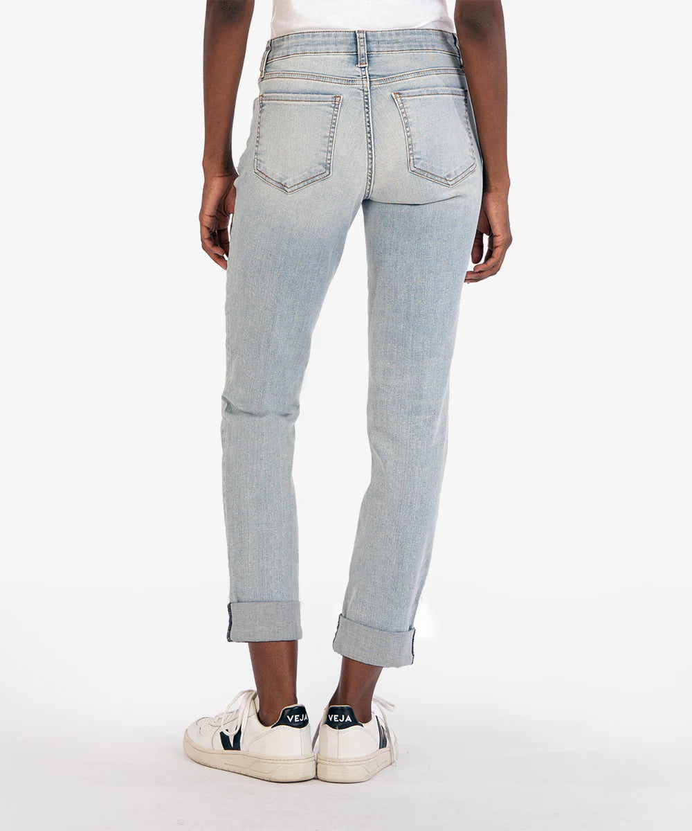 Catherine - Mid Rise Boyfriend (Sentimental Wash)