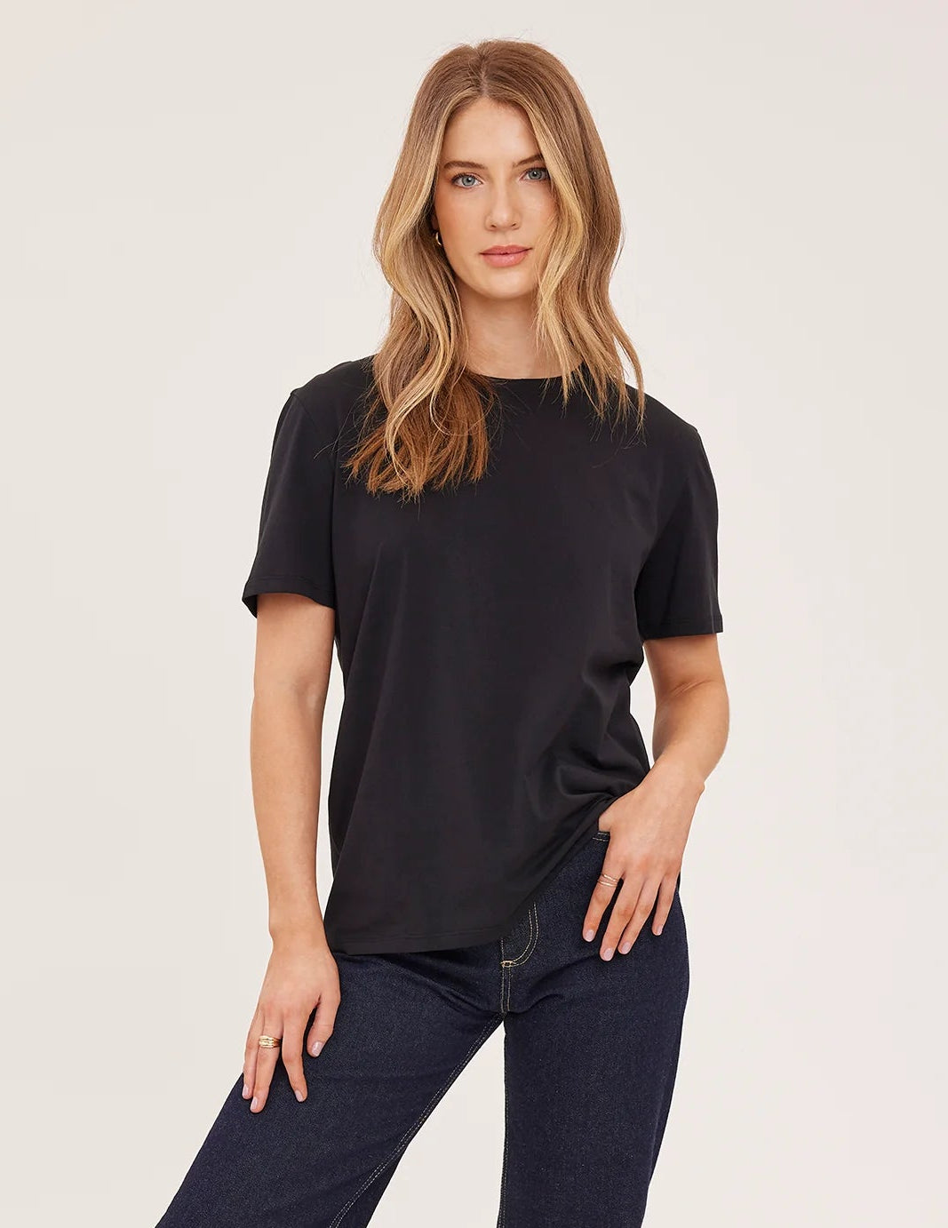 Victoria T-Shirt - Black