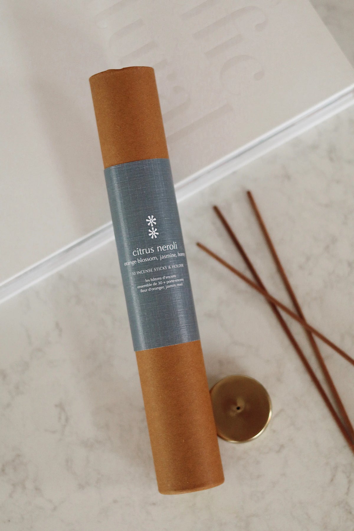 Citrus Neroli Incense Set/30 Sticks + Holder
