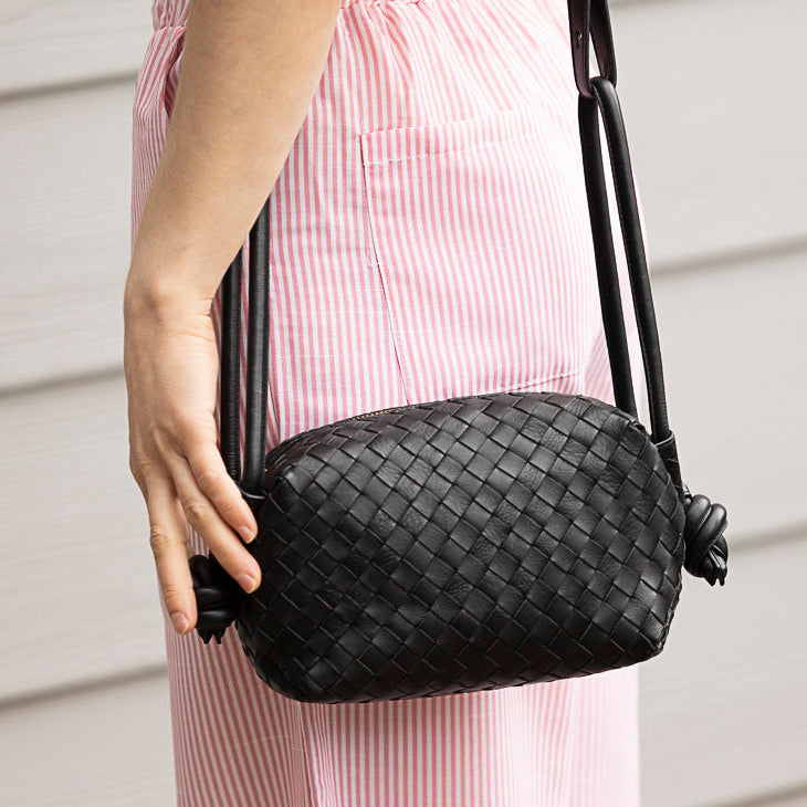 Ila Knot Crossbody