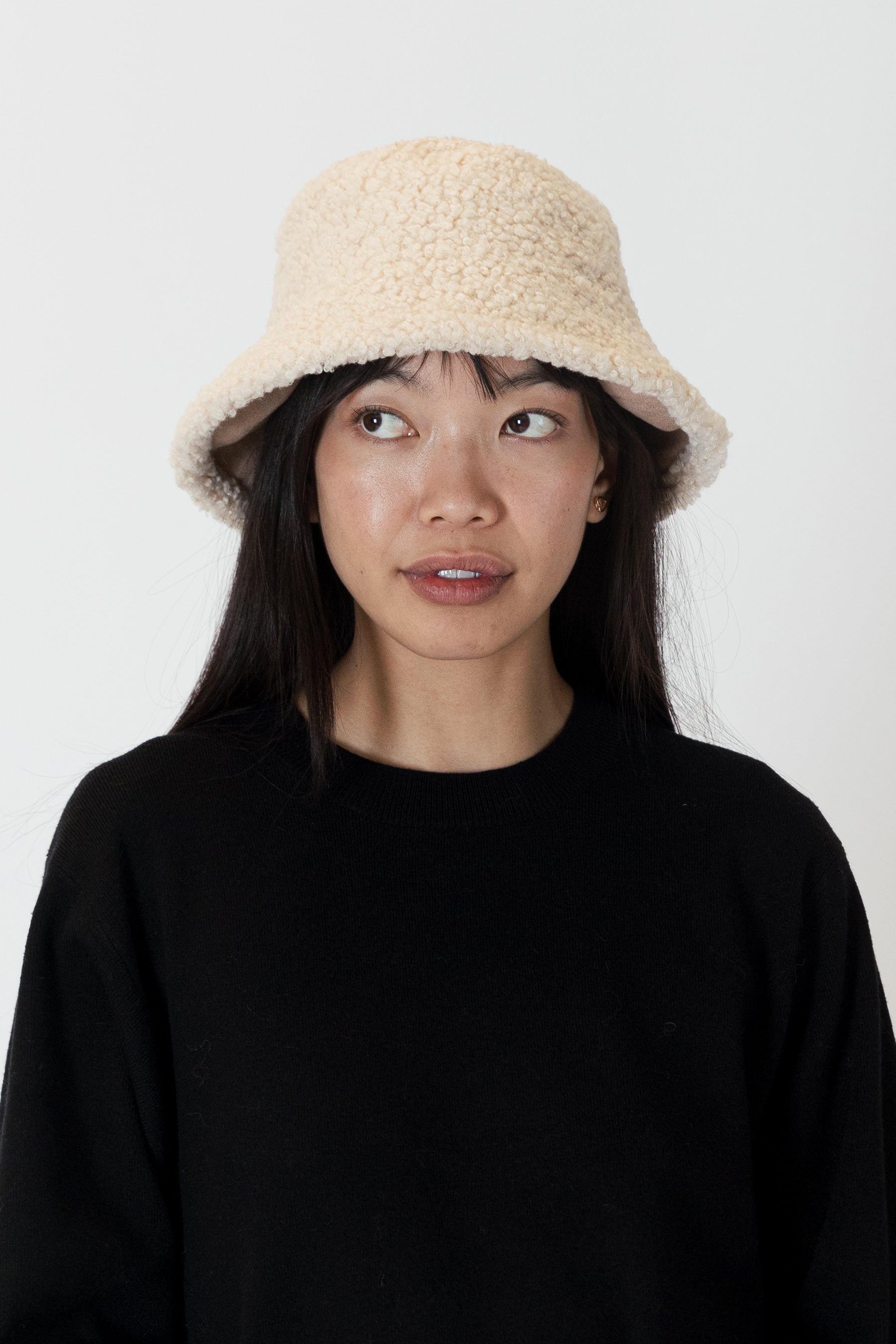 Sherpa Suede Reversible Bucket Hat