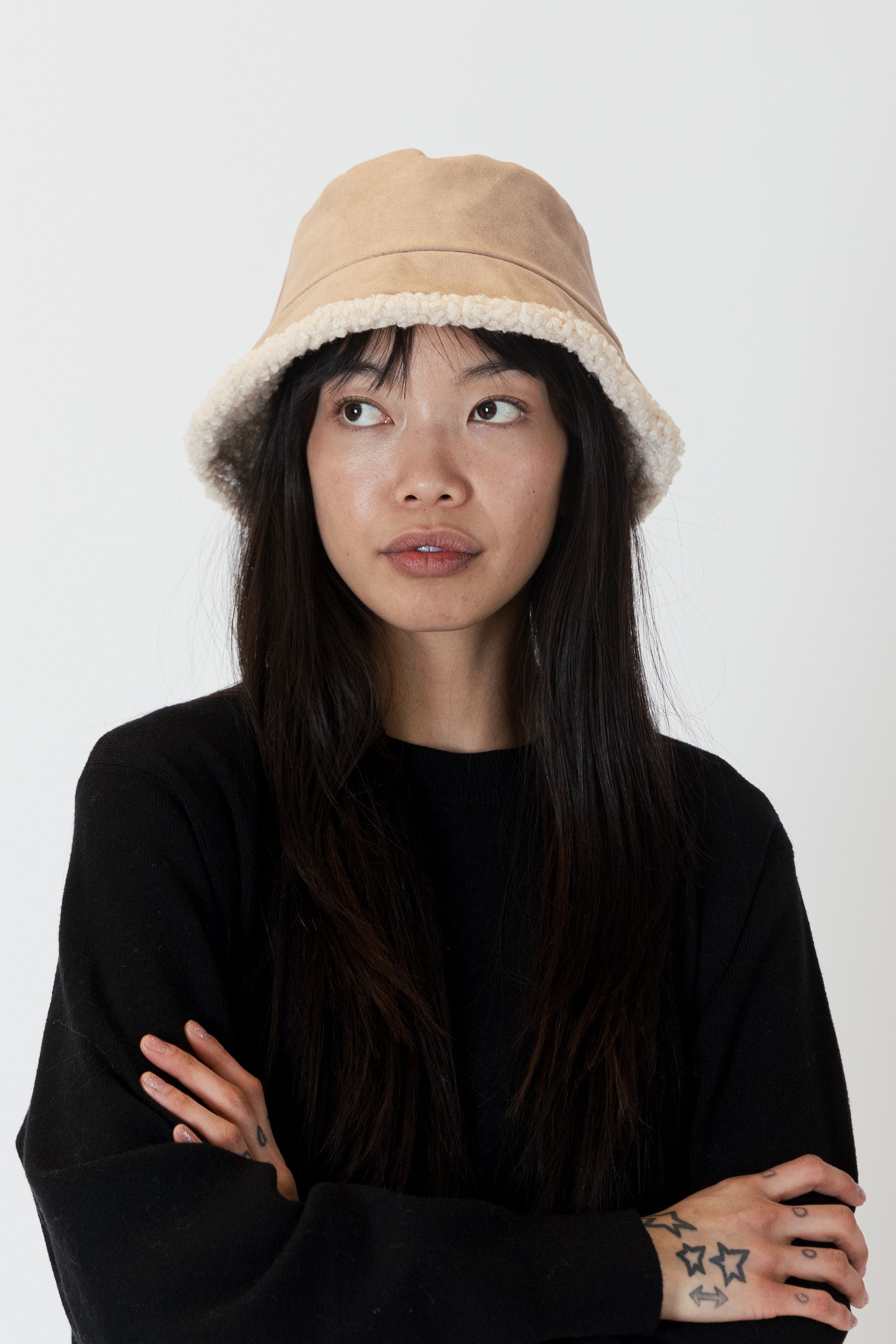 Sherpa Suede Reversible Bucket Hat