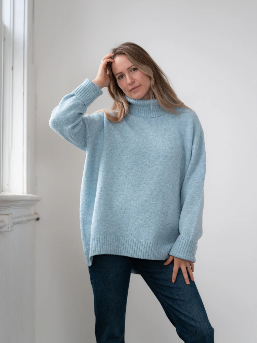 Dog Walker Chunky Cowl Sweater - One size