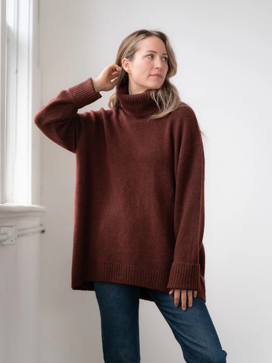 Dog Walker Chunky Cowl Sweater - One size