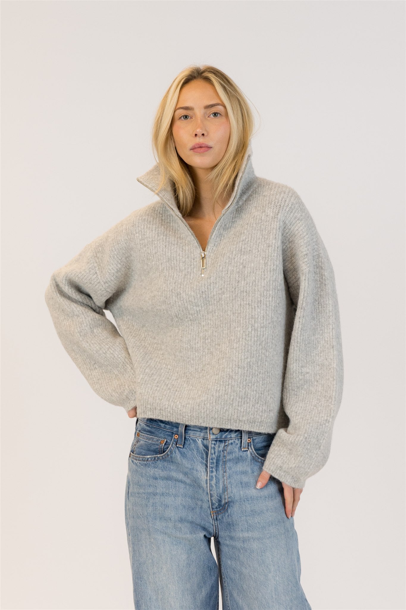 Eva Eco Mockneck Pullover