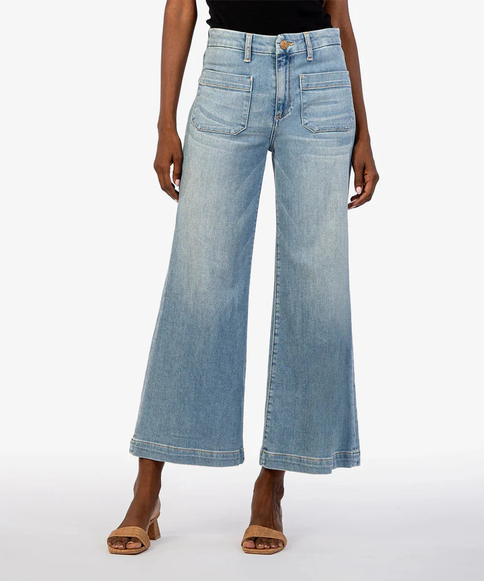 Meg - Wide Leg w/Patch Pocket Jean (Revealing Wash)