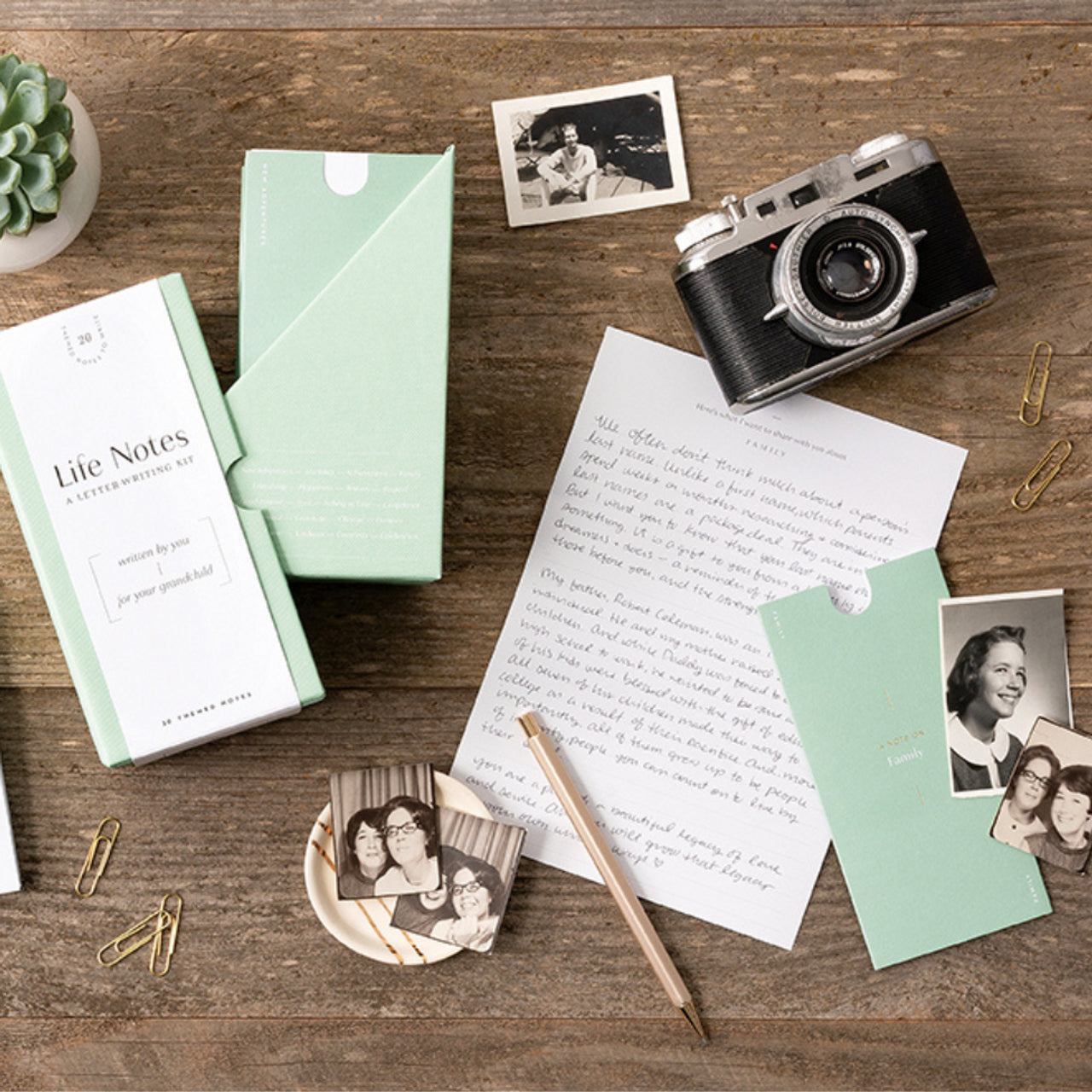 Life Notes - A Letter-Writing Kit Written by You for Your Grandchild