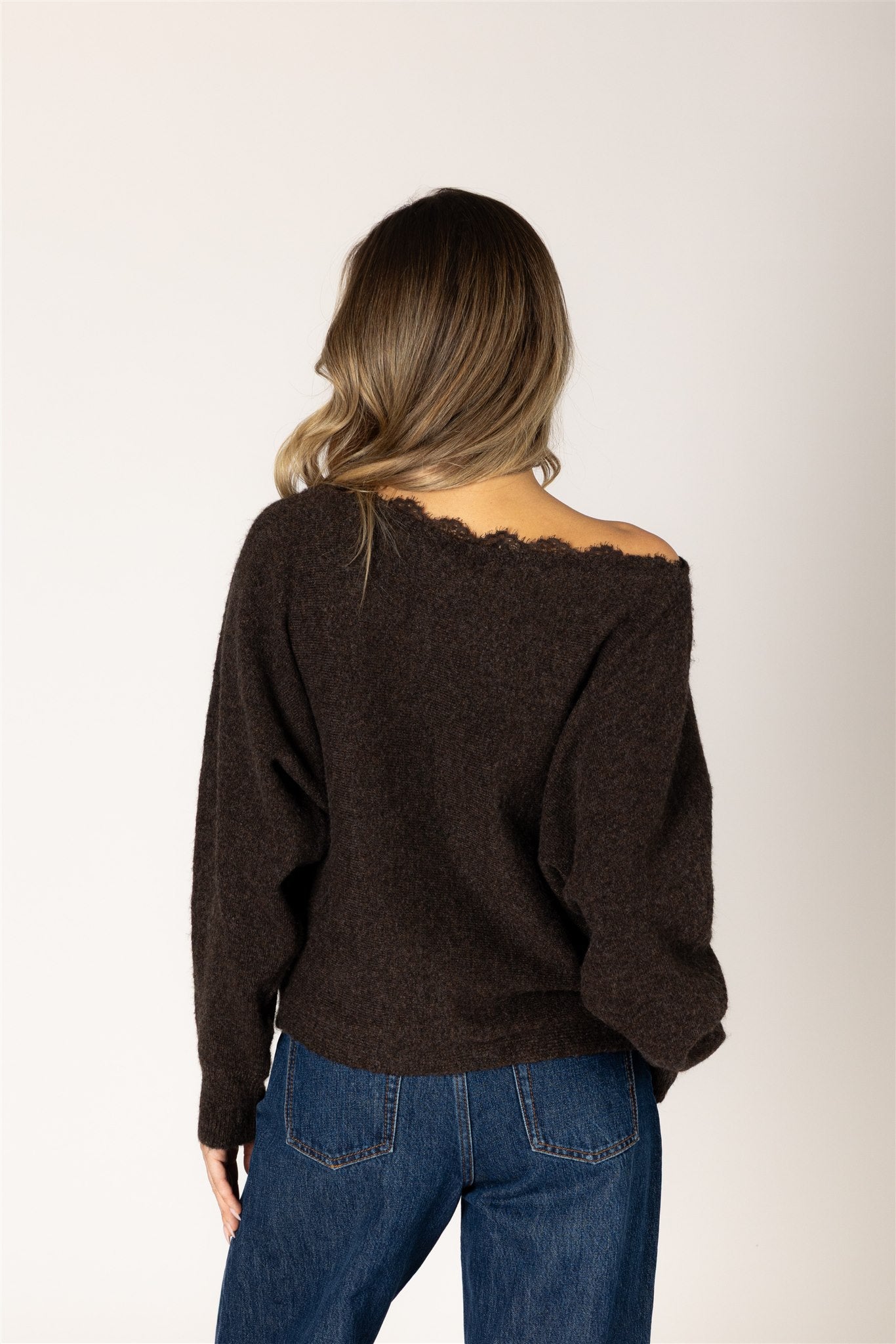 Nobulace Sweater - Walnut