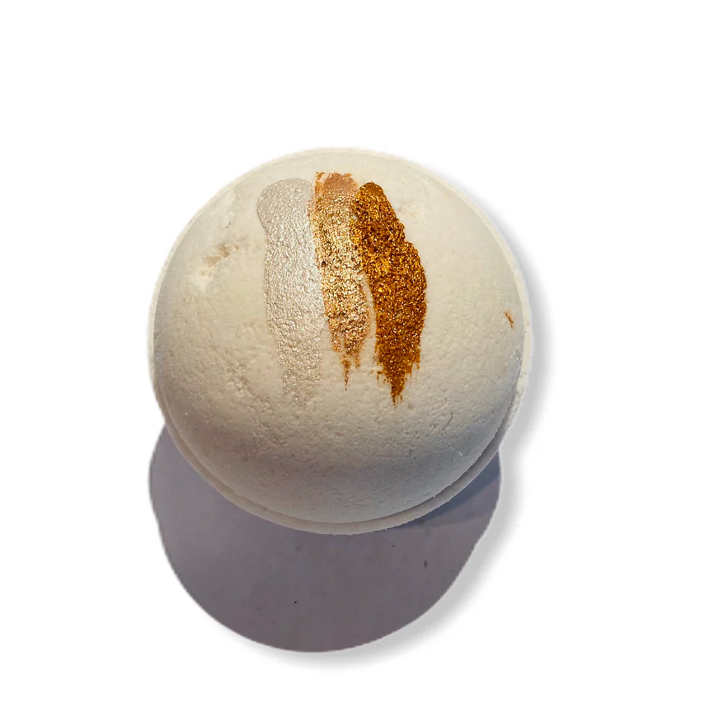 Gold Digger (Sandalwood + Amber) Bath Bomb