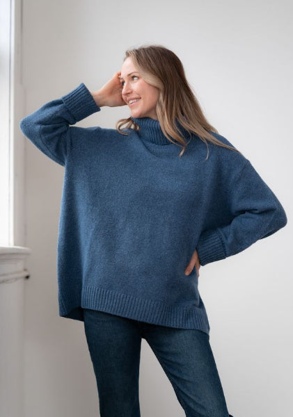 Dog Walker Chunky Cowl Sweater - One size