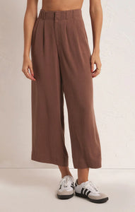 Farah Pant