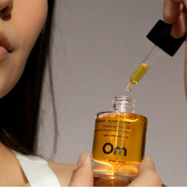 Rosehip + Black Cumin Clarifying Face Oil