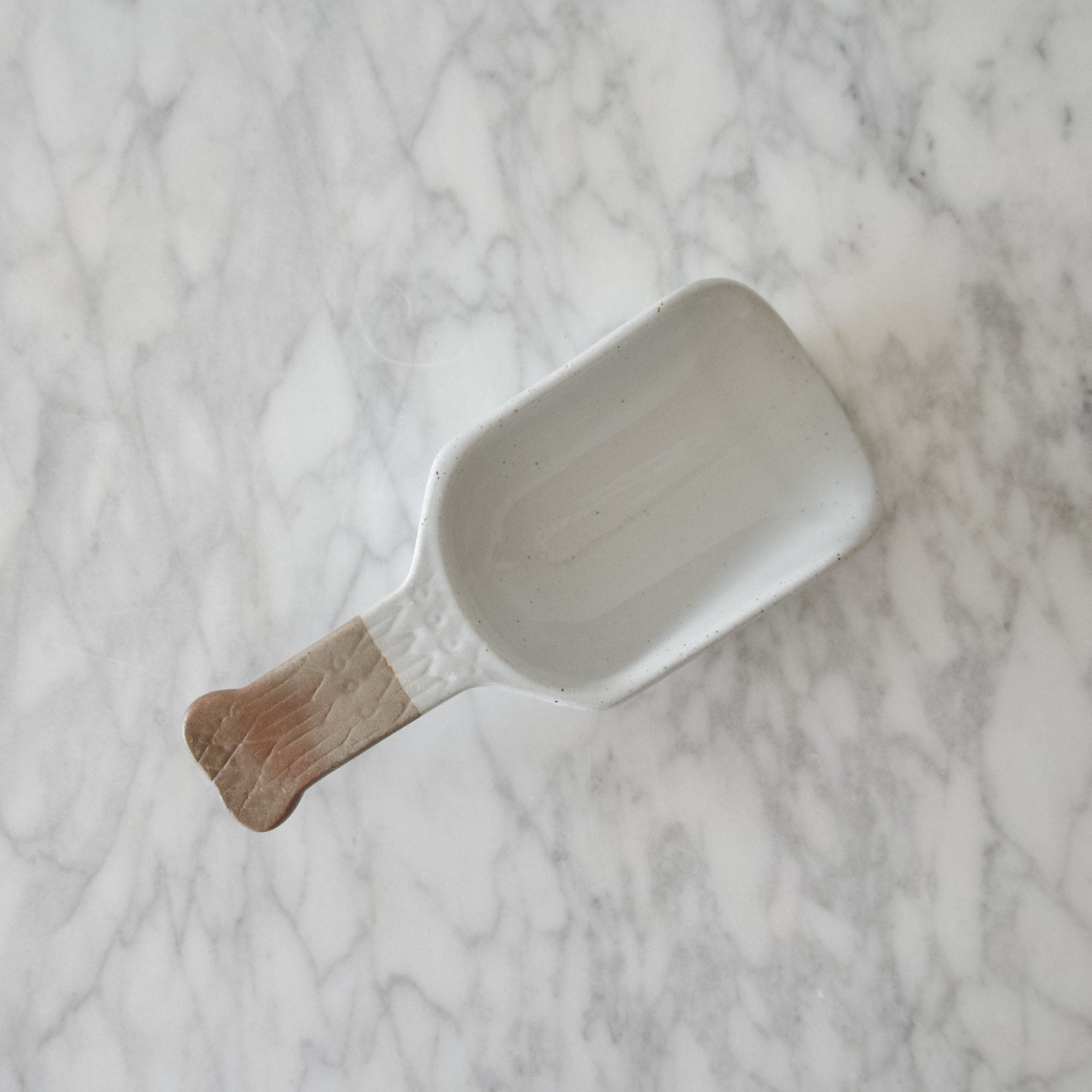 Pottery Scoop