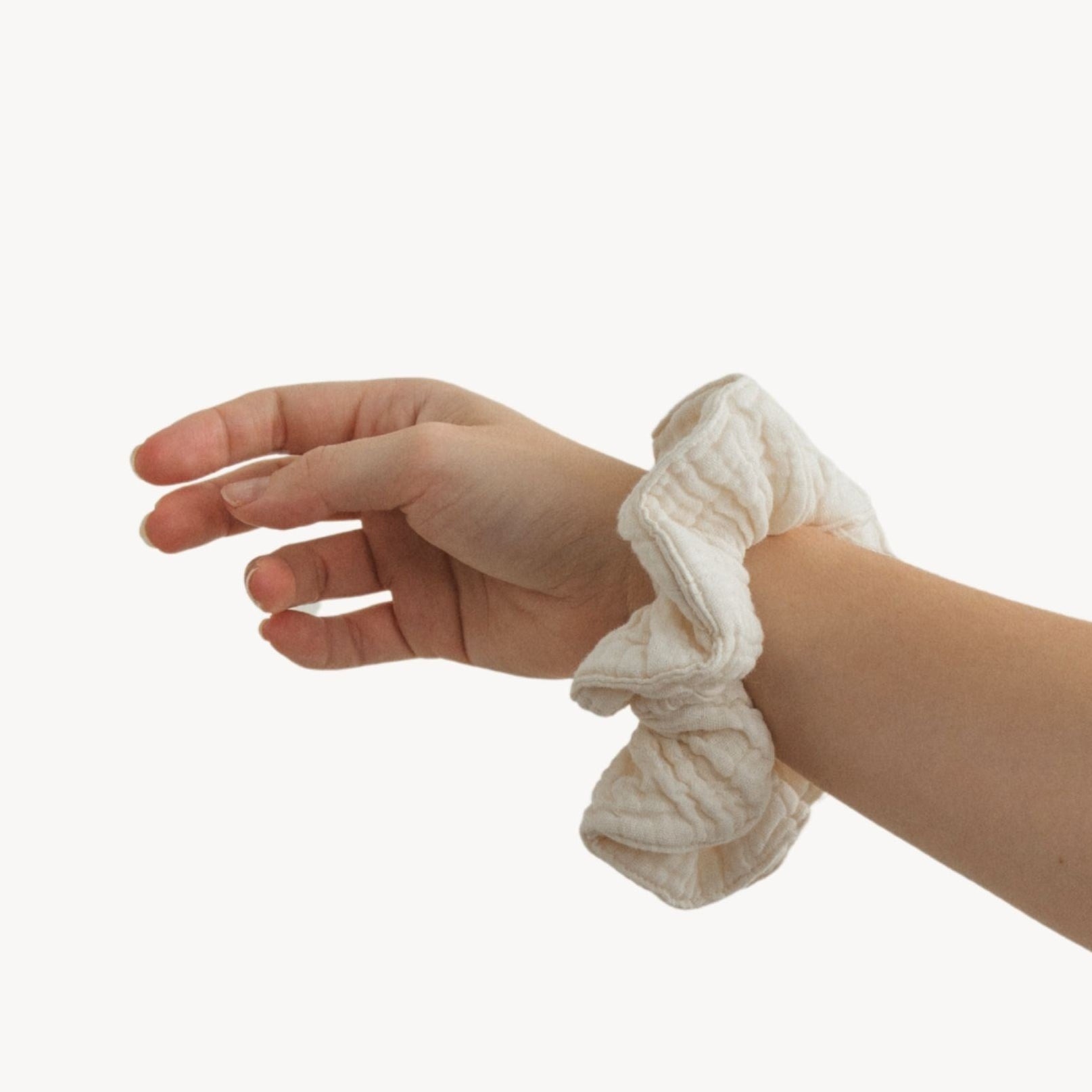 Crinkle Scrunchie - Cream