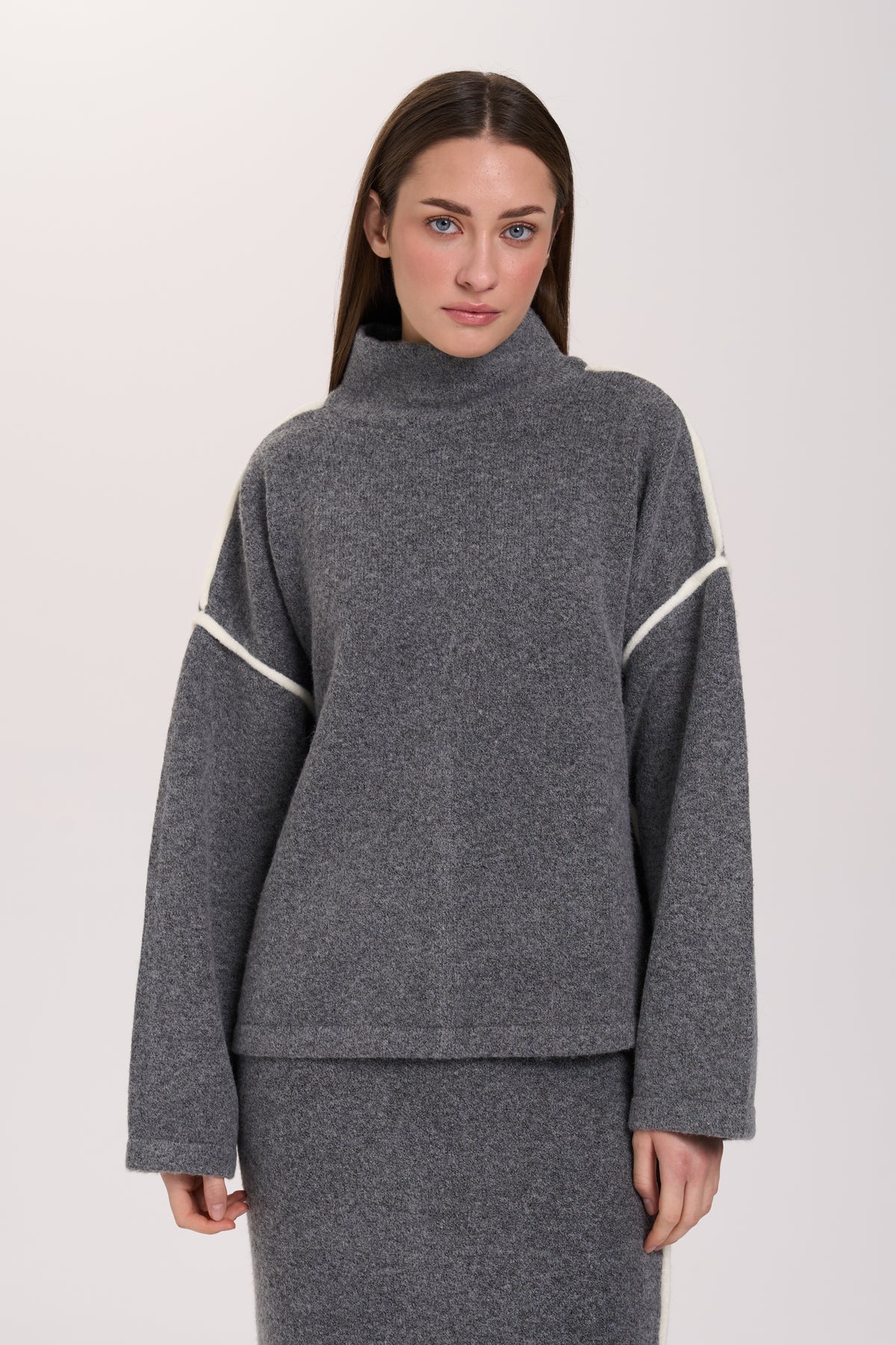 Pullover Sweater - Grey