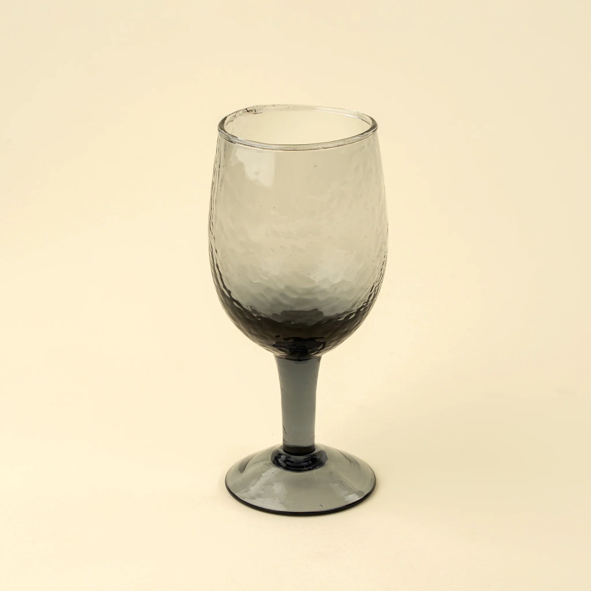 Valdes Wine Glass - Smoke