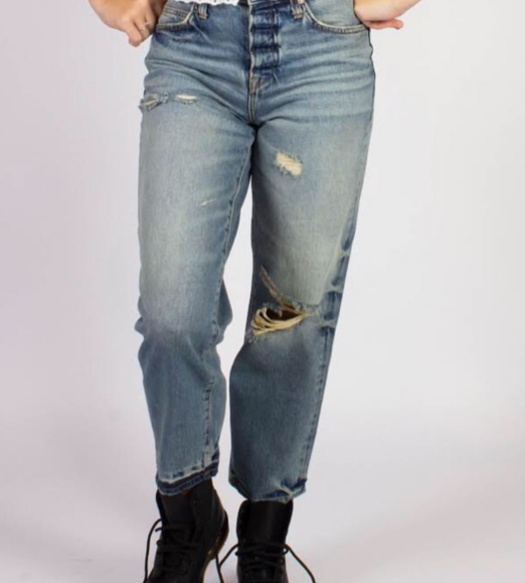 Distressed Boyfriend Jeans