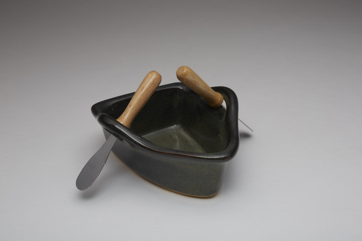 Boat Dip Pot